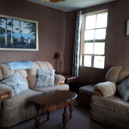 Chalkley'S Sandy Bay Cottage Resort Nipissing Beach Buitenkant foto