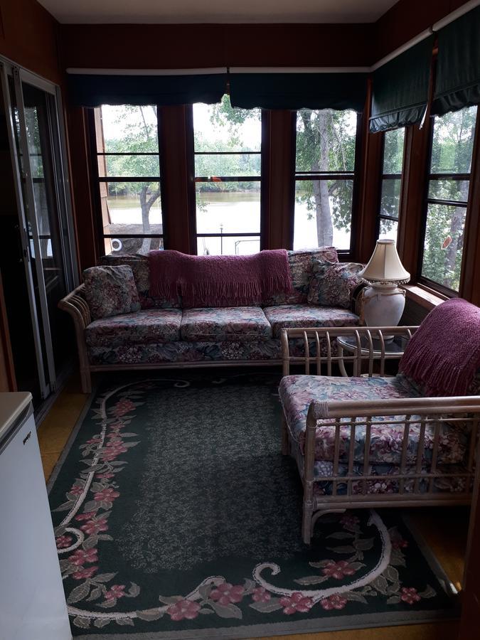 Chalkley'S Sandy Bay Cottage Resort Nipissing Beach Buitenkant foto